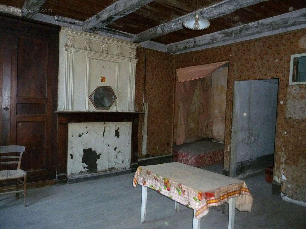 Maison à PUY-L'EVEQUE