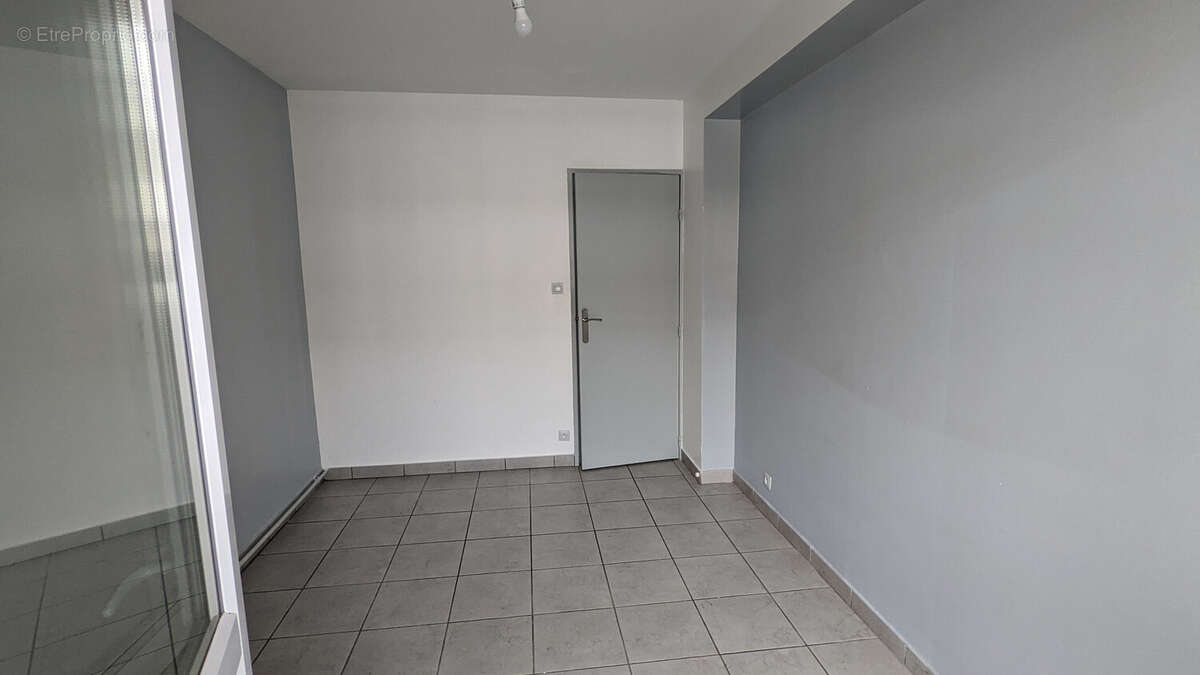 Appartement à CHENOVE