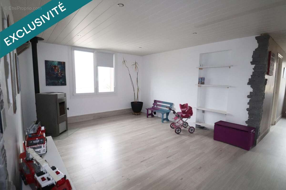 Photo 9 - Maison à PIERREFONTAINE-LES-VARANS