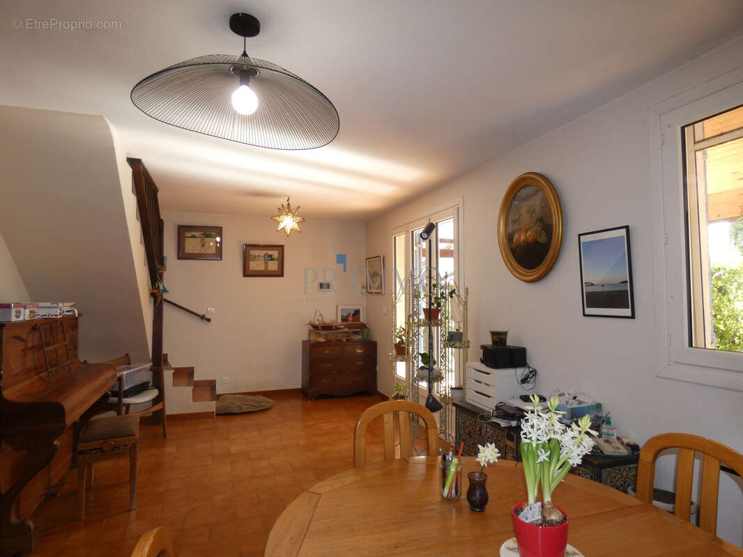 Maison à LORGUES