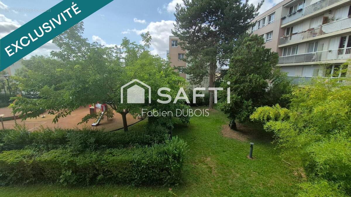 Photo 1 - Appartement à LE PLESSIS-ROBINSON