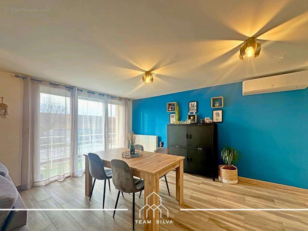 Maison à ROUSSILLON