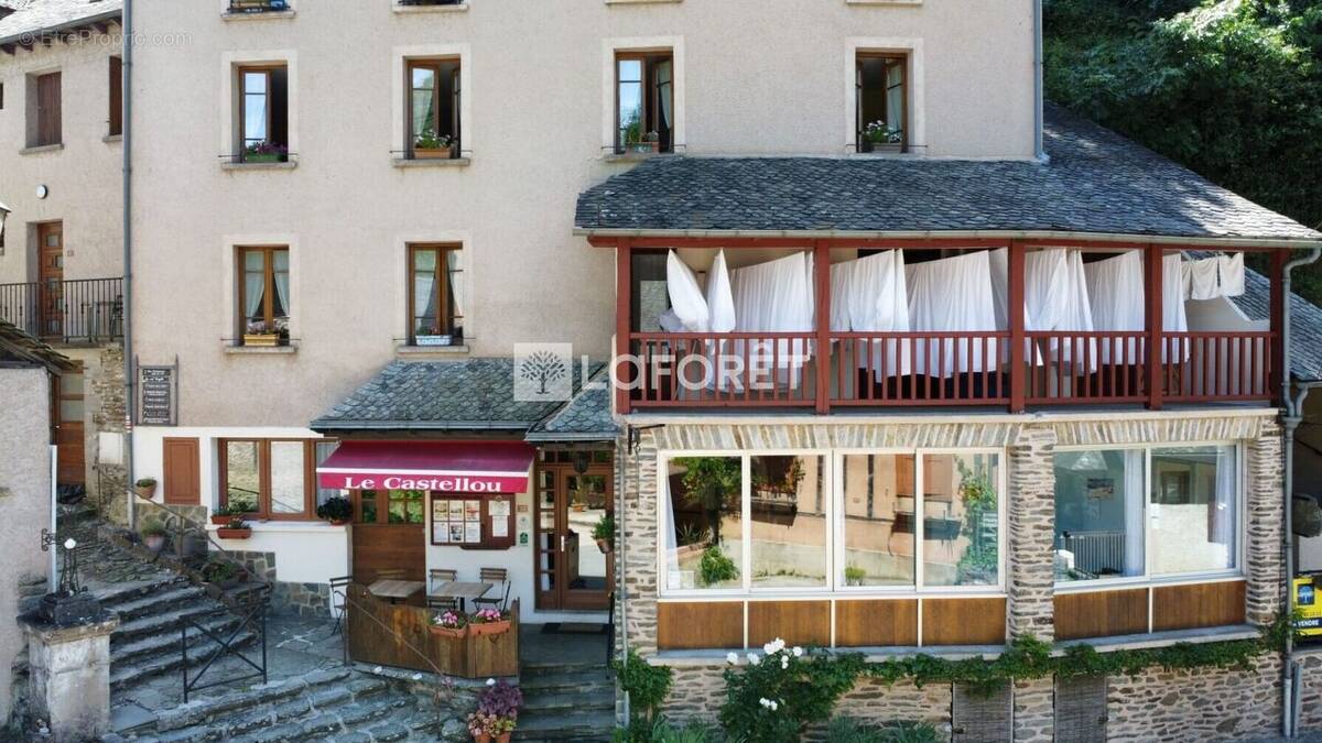 Appartement à CONQUES