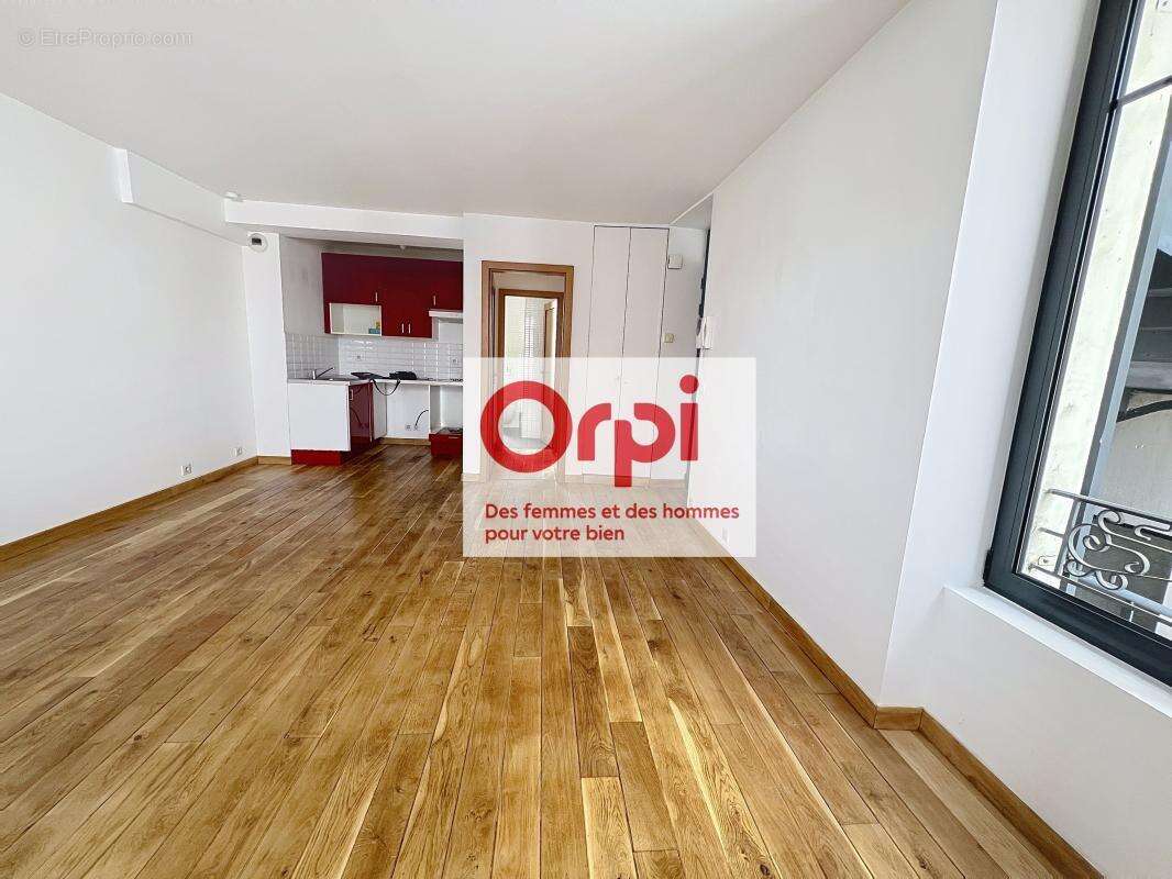 Appartement à ISSY-LES-MOULINEAUX
