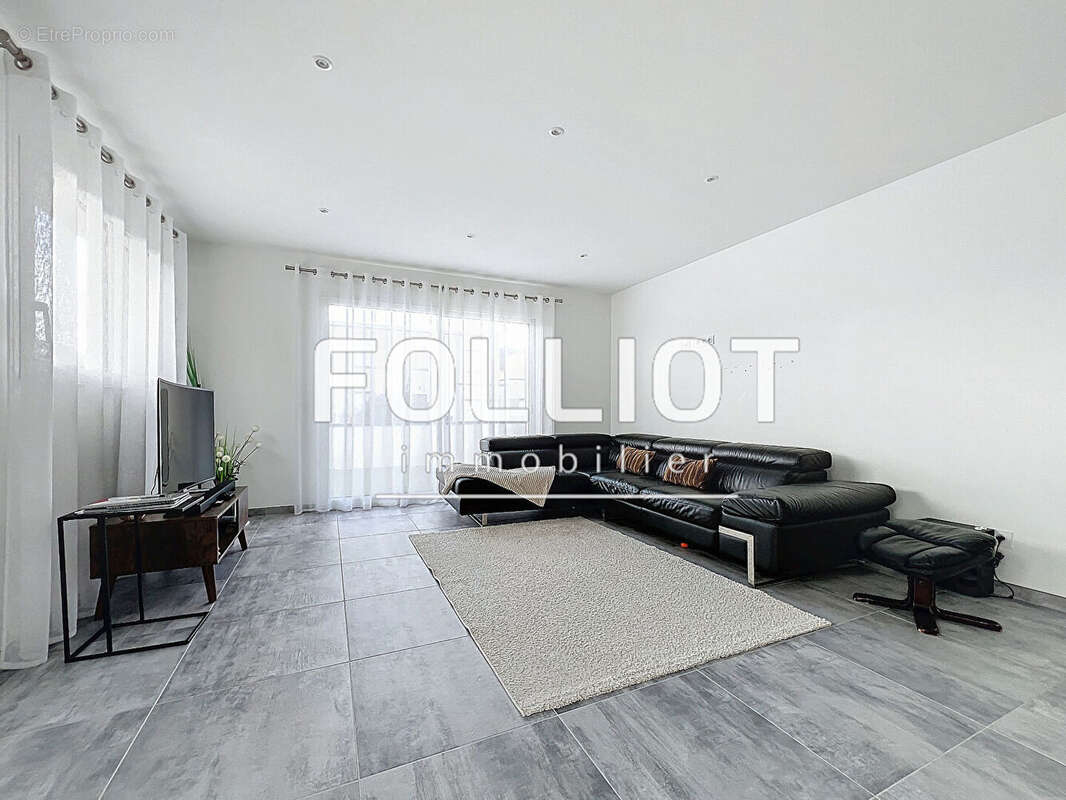 Maison à BIEVILLE-BEUVILLE