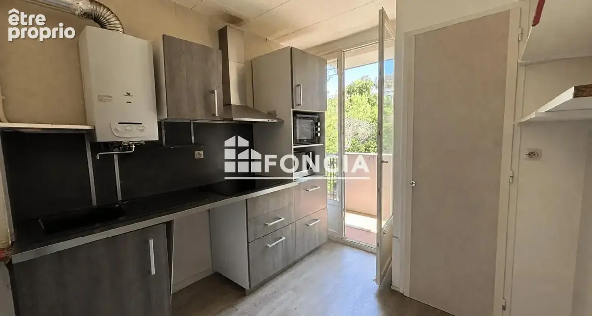 À VENDRE - NEUVILLE-SUR-SAÔNE – T3 de 57 m² avec deux balcons - photo 3