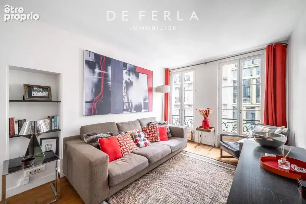 Duplex proche av. Montaigne - Triangle d'Or - photo 2
