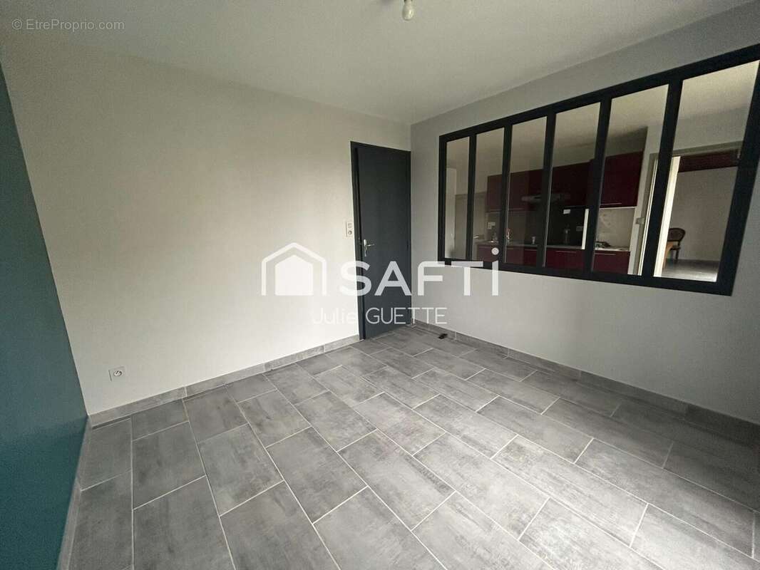 Maison 100 m² à Montournais  - photo 4