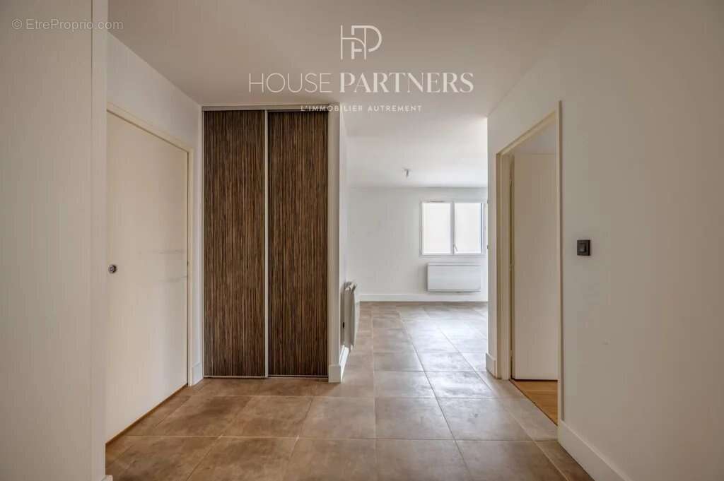 Appartement à RUEIL-MALMAISON