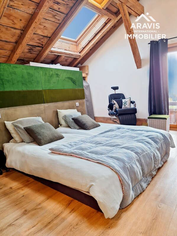 Maison à ARACHES-LA-FRASSE