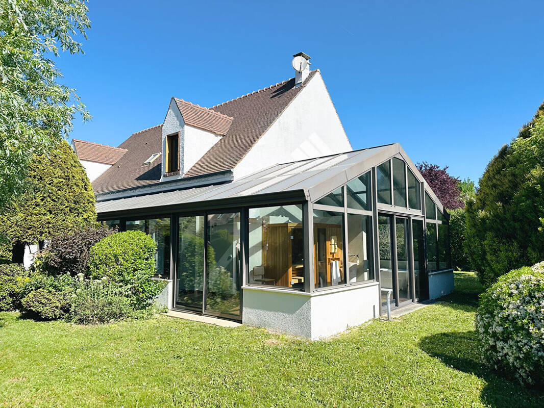 Maison à CRESPIERES