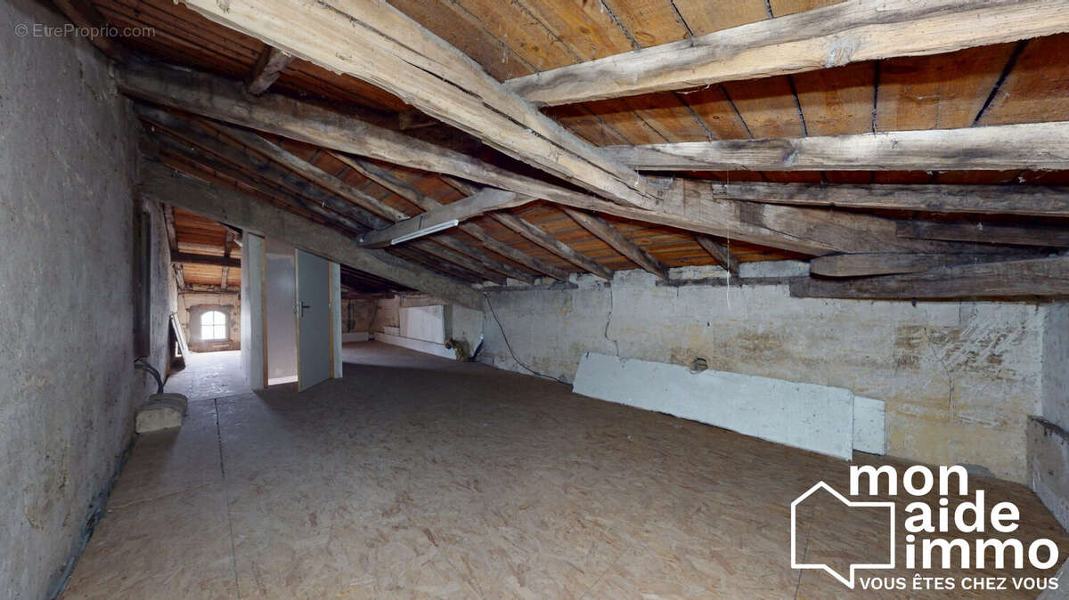 Maison 70 m² à Saint-Caprais-De-Bordeaux  - photo 9