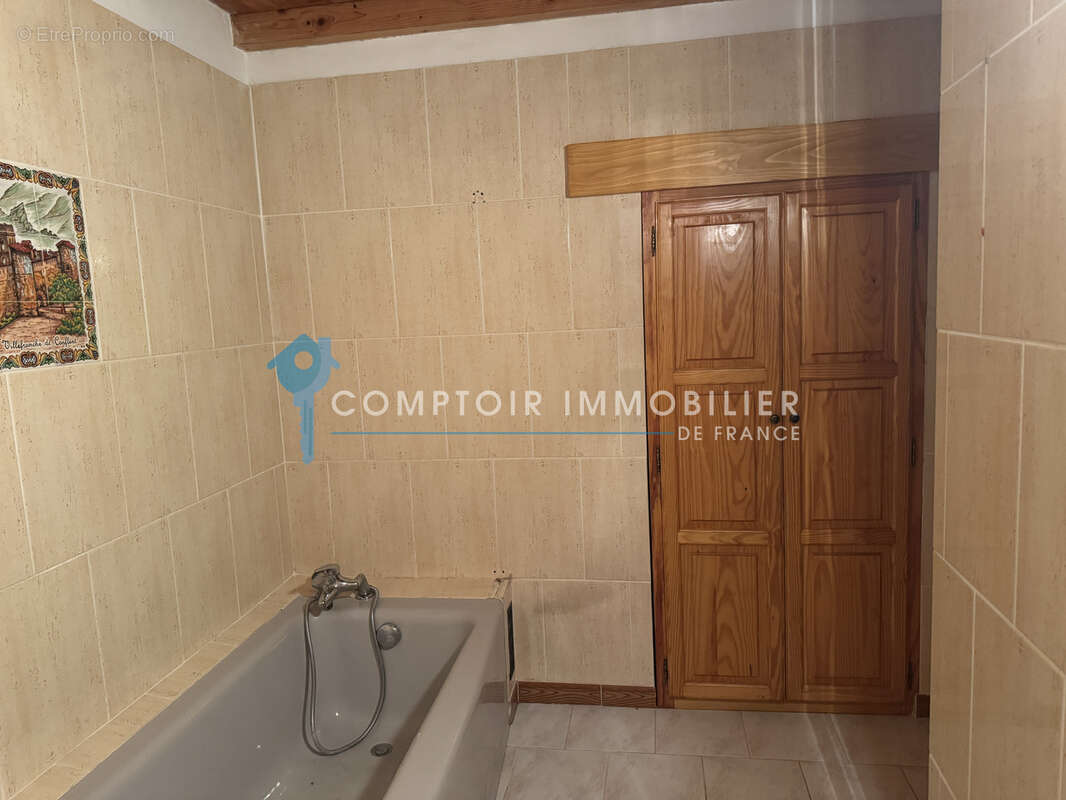 Maison de village avec local commercial et appartements à VILLEFRANCHE DE CONFLENT - photo 14