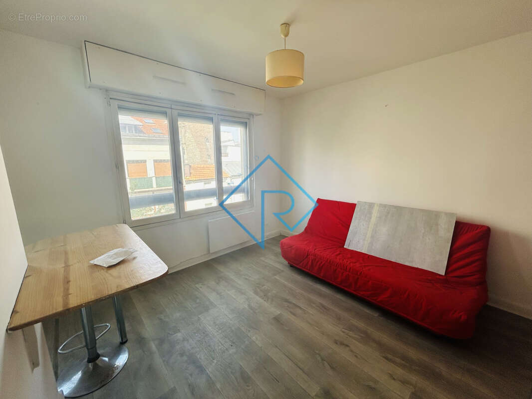 Appartement à PARIS-19E
