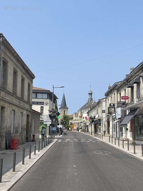 Appartement à SAINT-MEDARD-EN-JALLES