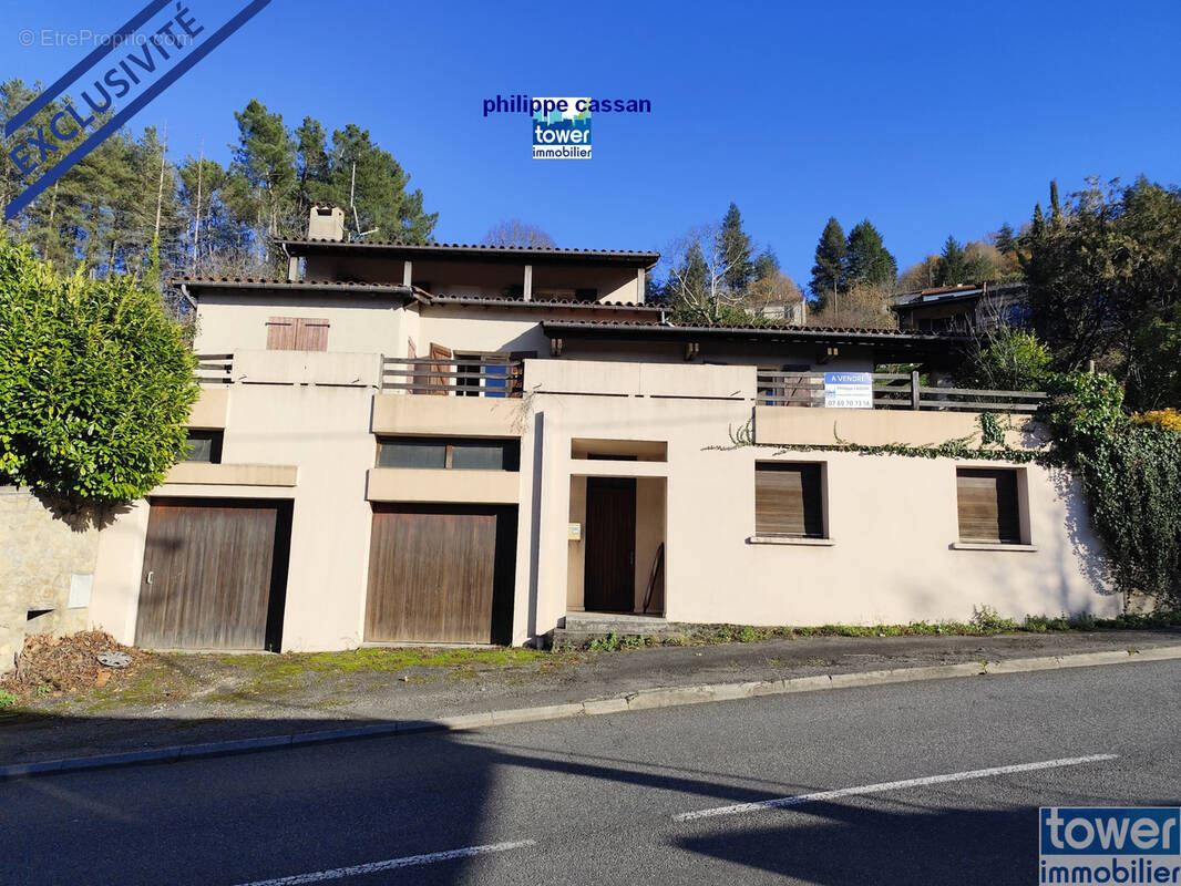 Maison à VILLEFRANCHE-DE-ROUERGUE