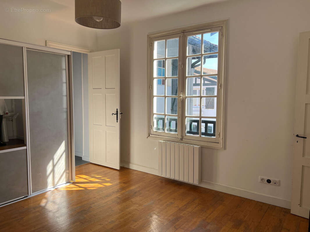 Appartement à CIBOURE