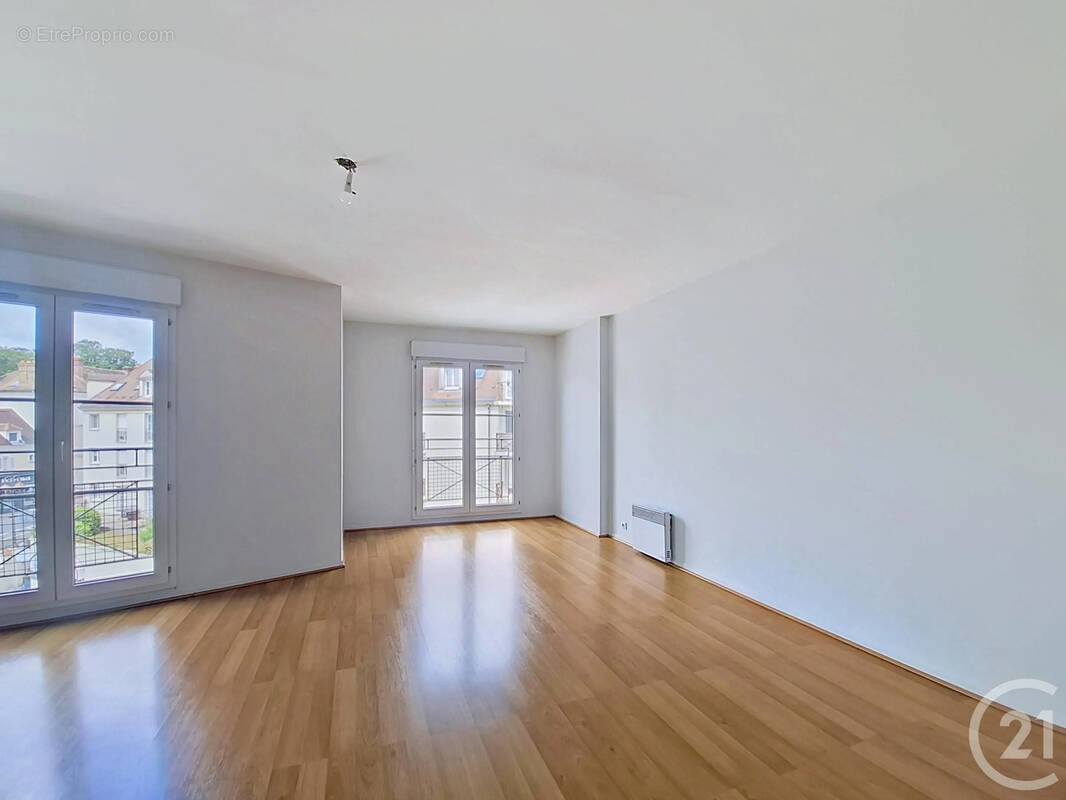 Appartement à MELUN