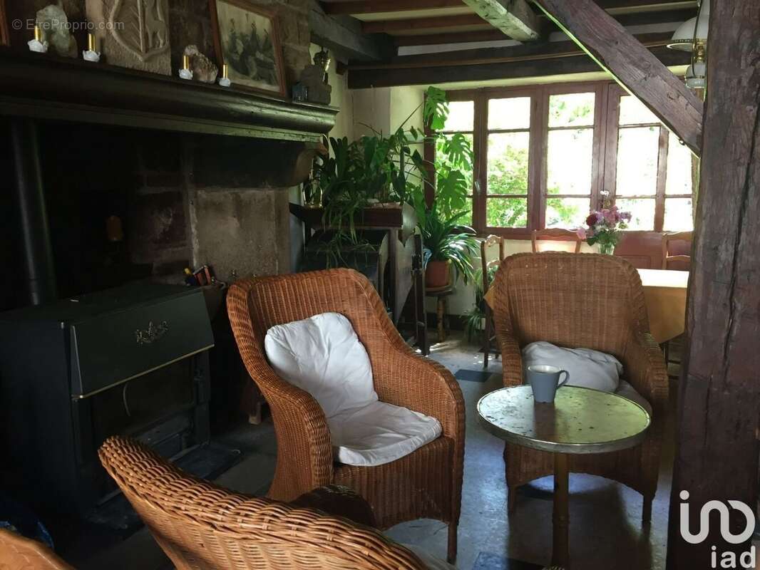 Photo 4 - Commerce à BOURG-LASTIC