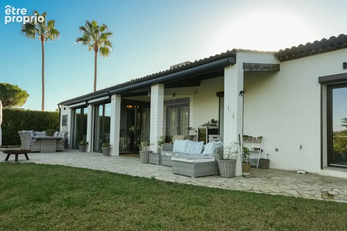 Photo Maison à Villeneuve-Loubet au prix de 1 365 000€