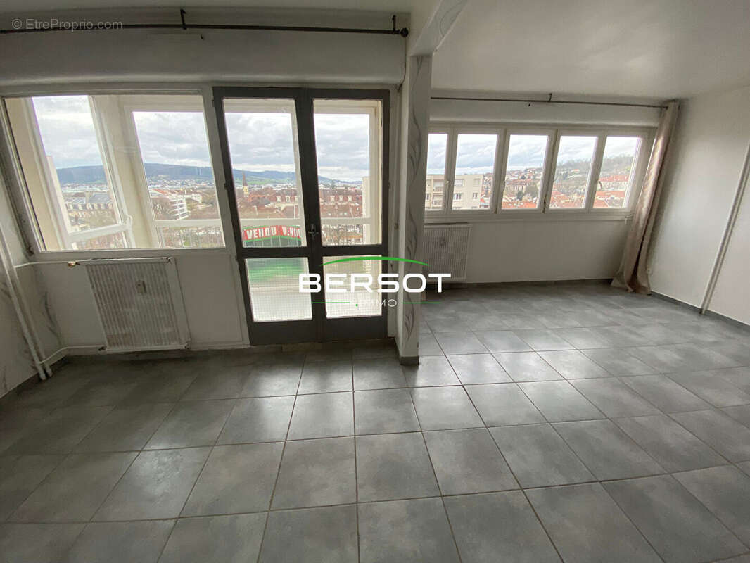 Appartement Vesoul centre 5 pièce(s) 97.59 m2 - photo 7