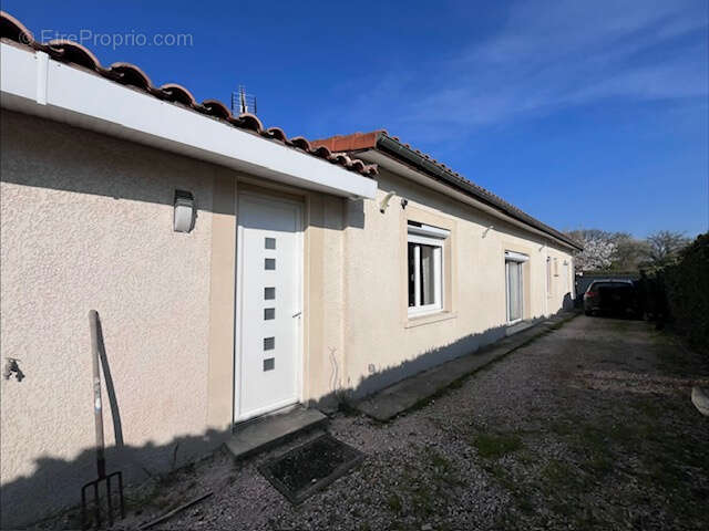 Maison à ROQUETTES