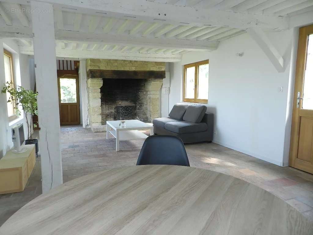 Maison à SAINT-PIERRE-SUR-DIVES