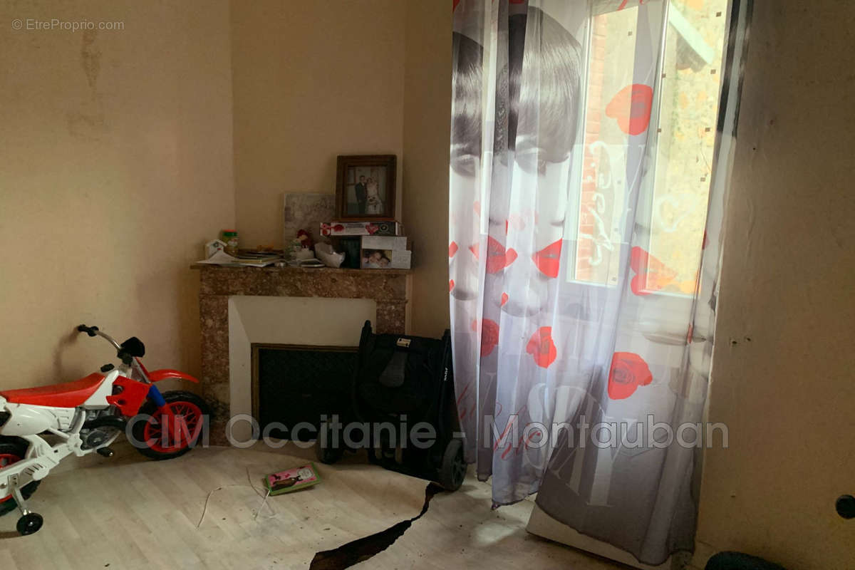 Maison à SAINT-MARTORY