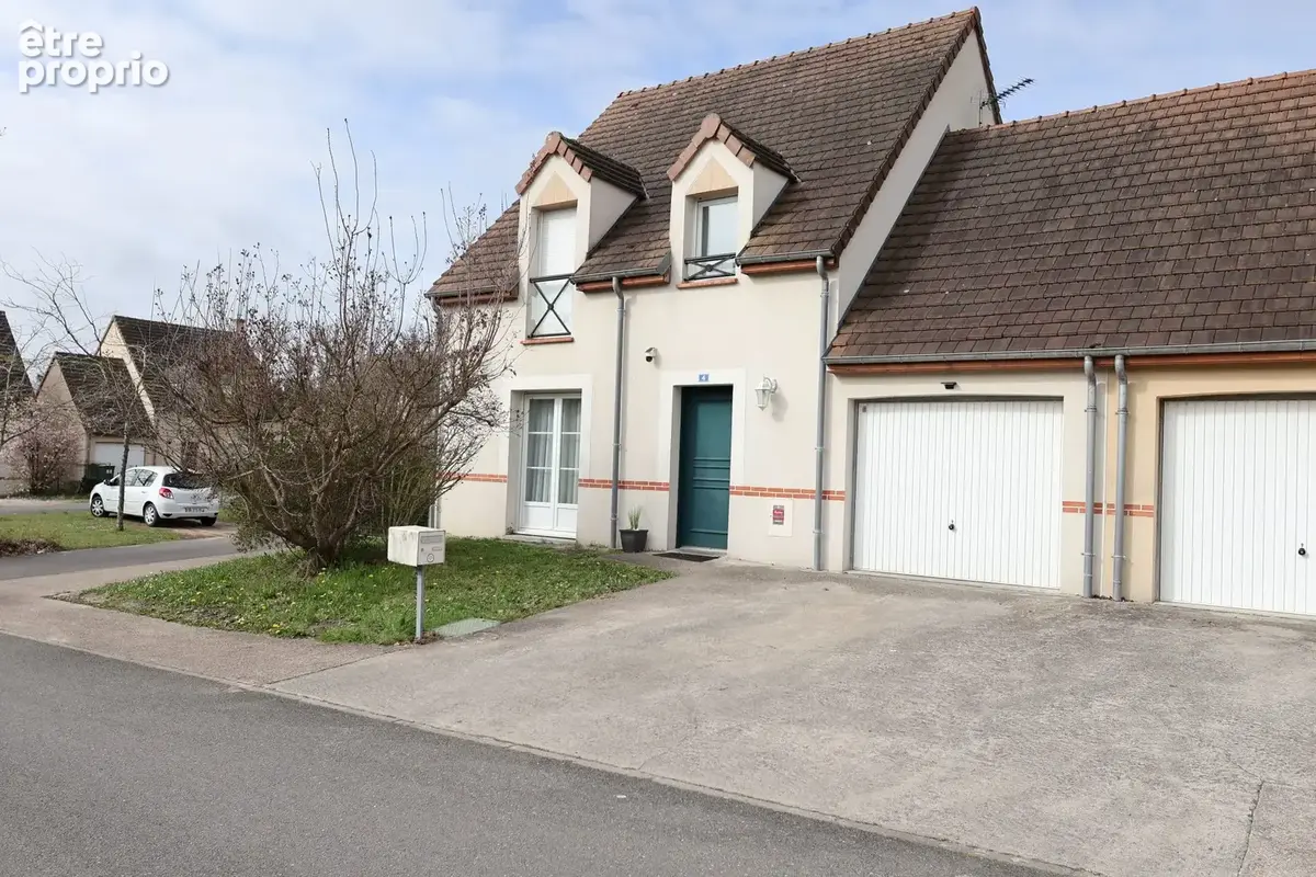 Maison à CHECY
