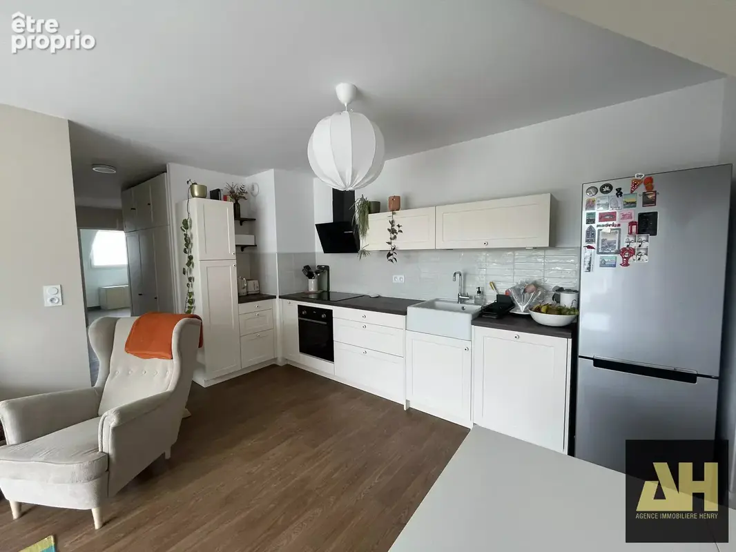 Exclusivite brest - bel appartement t3 avec grande terrasse et parking privé couvert - résidence récente de standing - ascenseur - photo 3