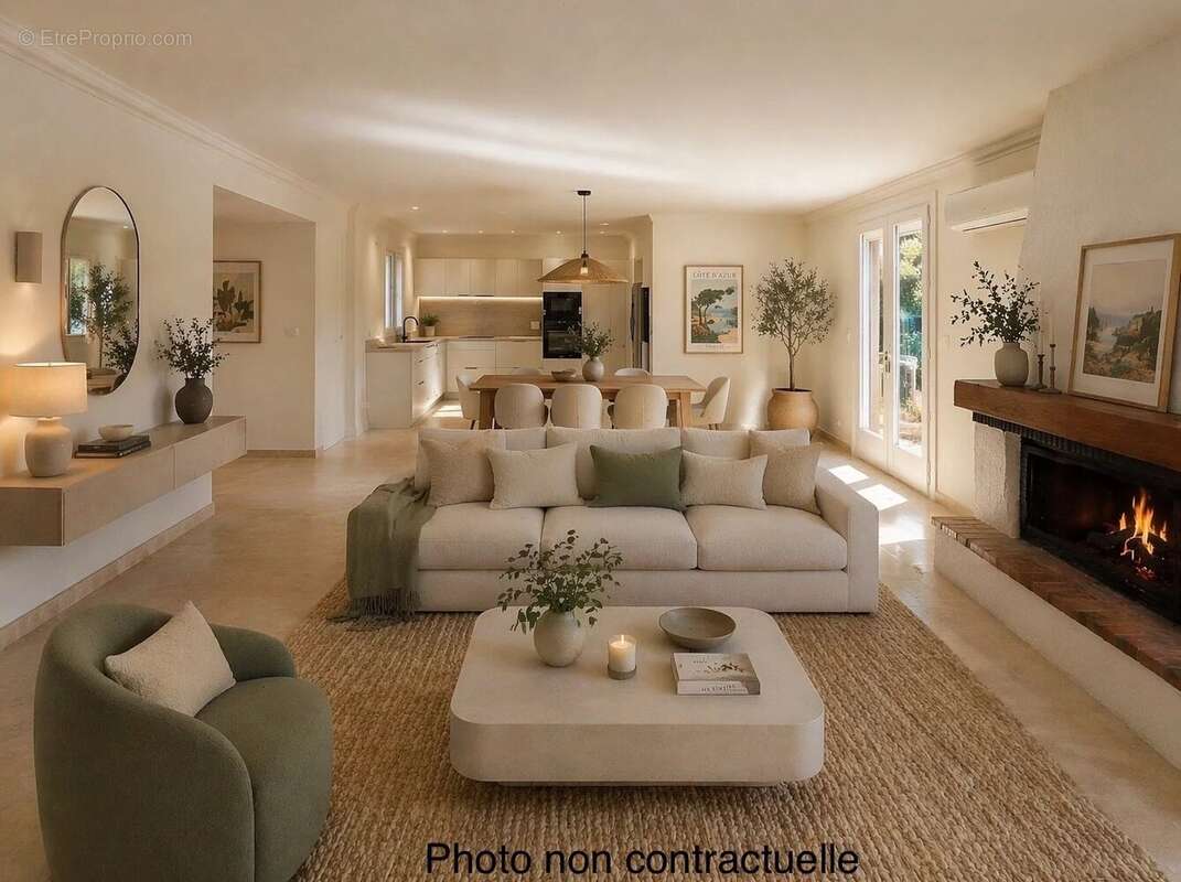Maison à SAINT-CYR-SUR-MER