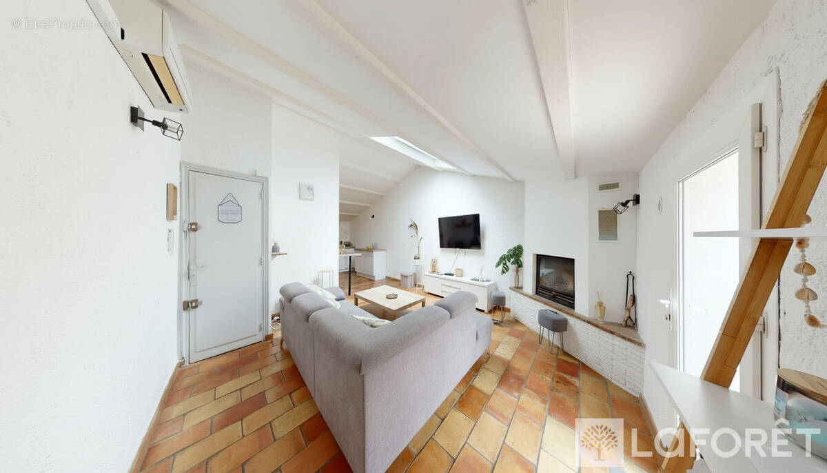 Appartement à FREJUS