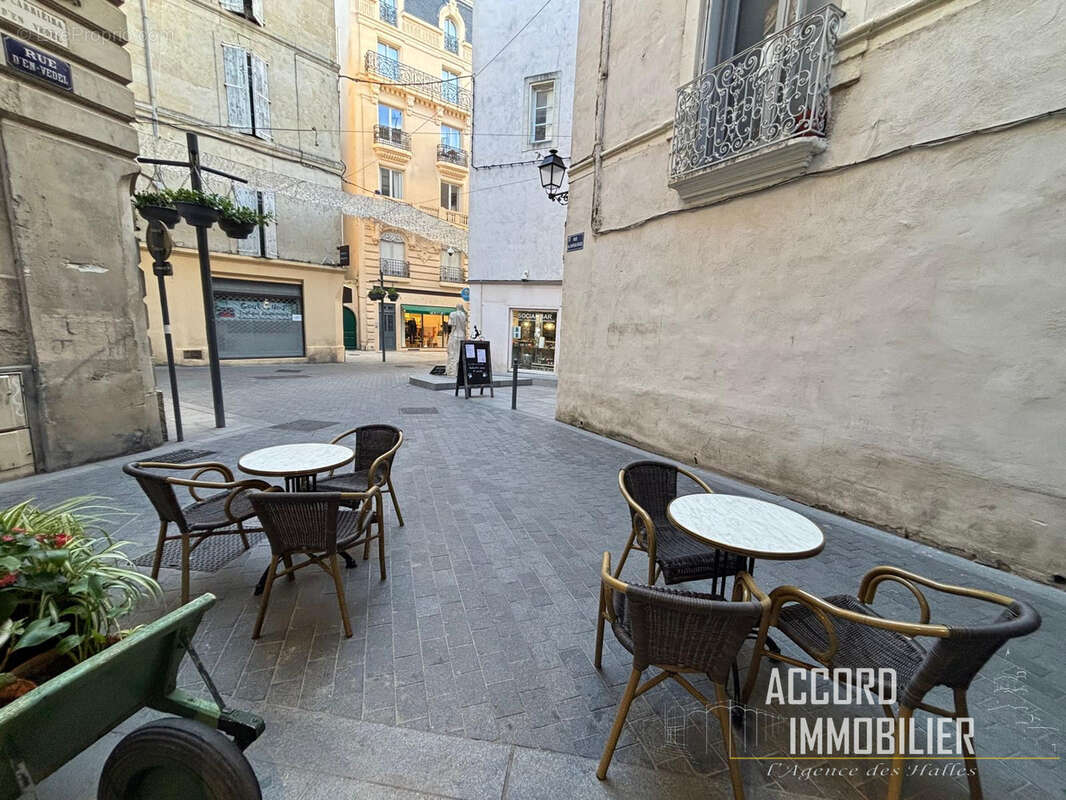 Béziers centre historique !! Murs commerciaux avec droit au bail - photo 8