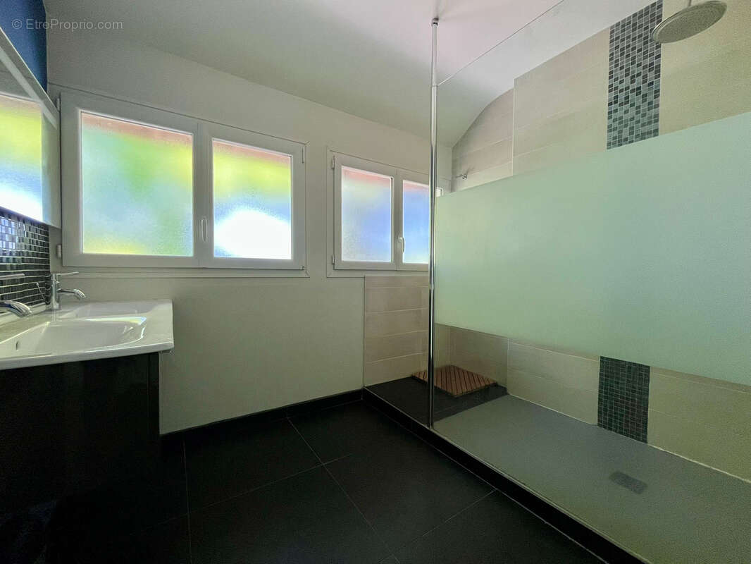 Maison à LES PONTS-DE-CE