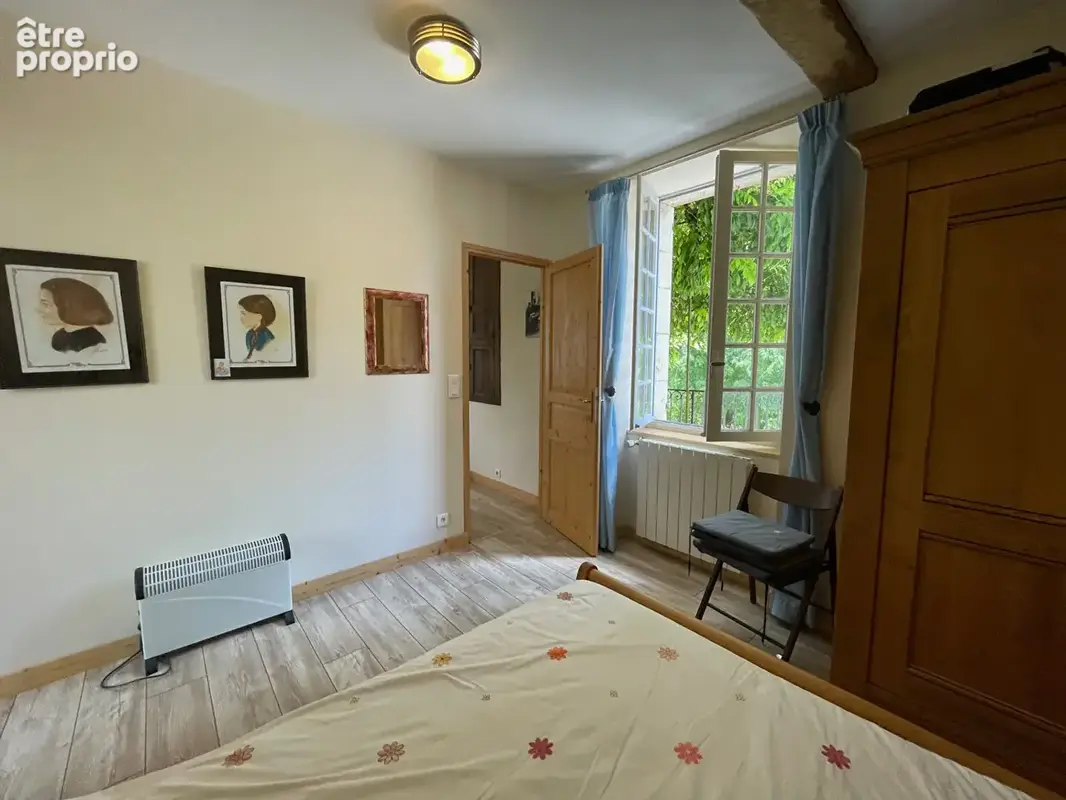 LOT - proche de PRAYSSAC -  Maison en pierre du Quercy rénovée ,3 chambres + appartement indépendant, grange ,piscine à 5 minute - photo 8