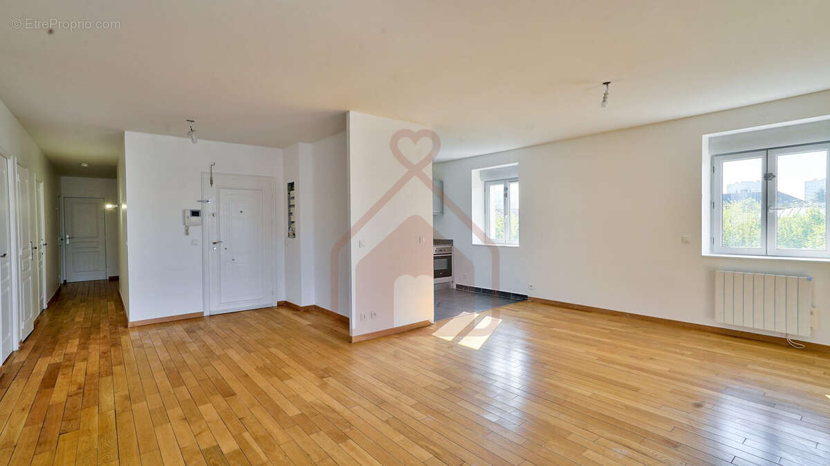 Appartement à THIAIS