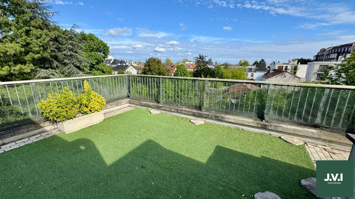 A vendre Montmorency Appartement en duplex 5 pièces de103 m² - photo 6