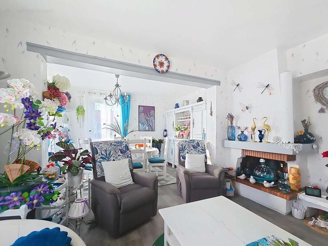 Photo 2 - Maison à VARENNES-SUR-ALLIER