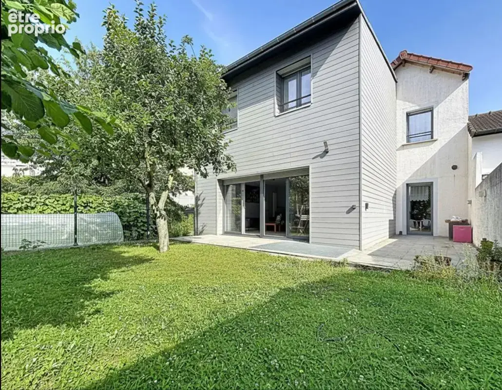 Maison  moderne à Villejuif de 225 m2 avec  7 chambres - photo 4