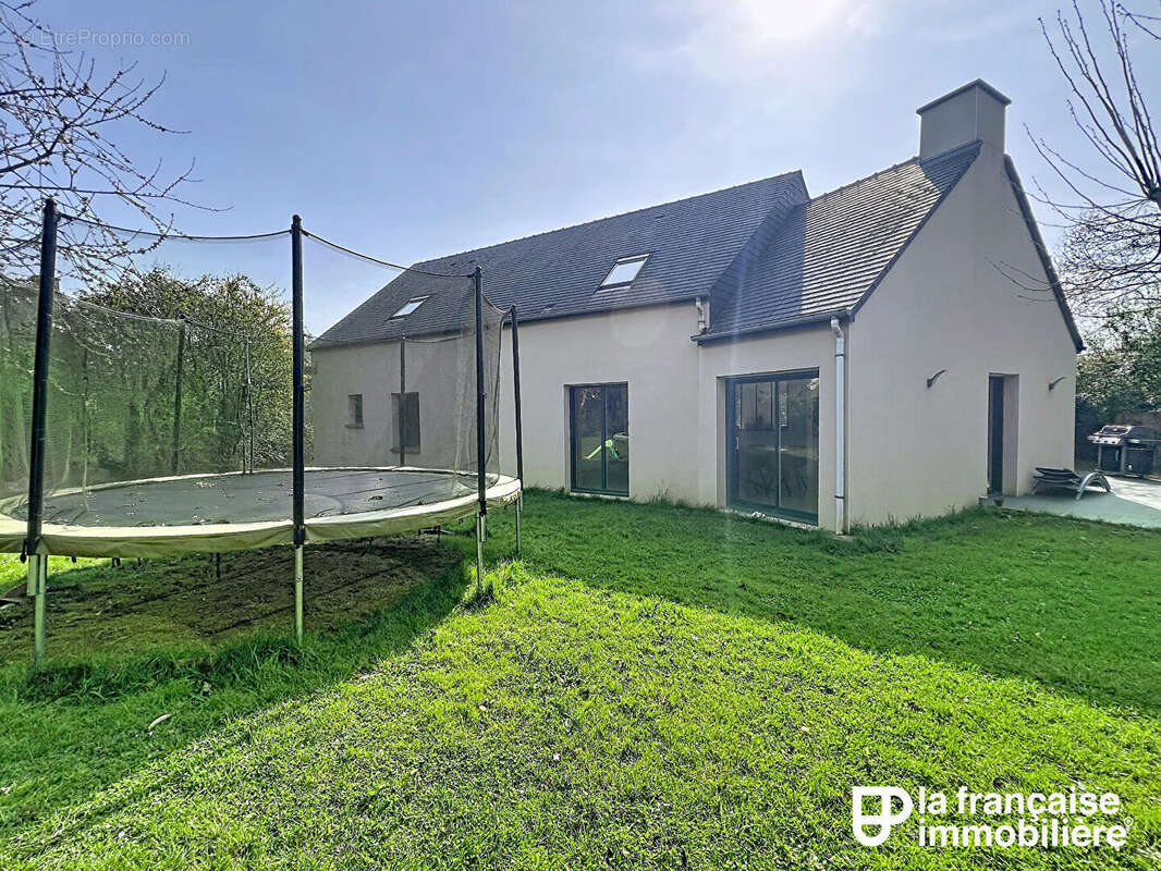 Maison à SAINT-GILLES