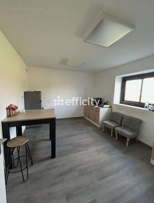 Locaux/Biens immobiliers - photo 3