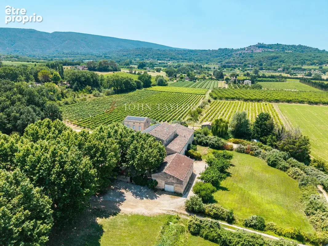 Mas d'exception à vendre à Bonnieux avec vue panoramique sur le Luberon - photo 3