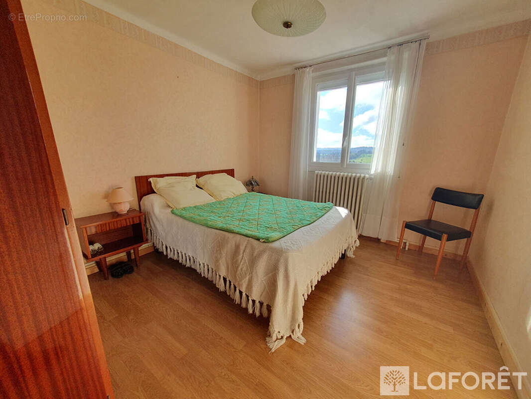 Maison à SAINT-FLOUR