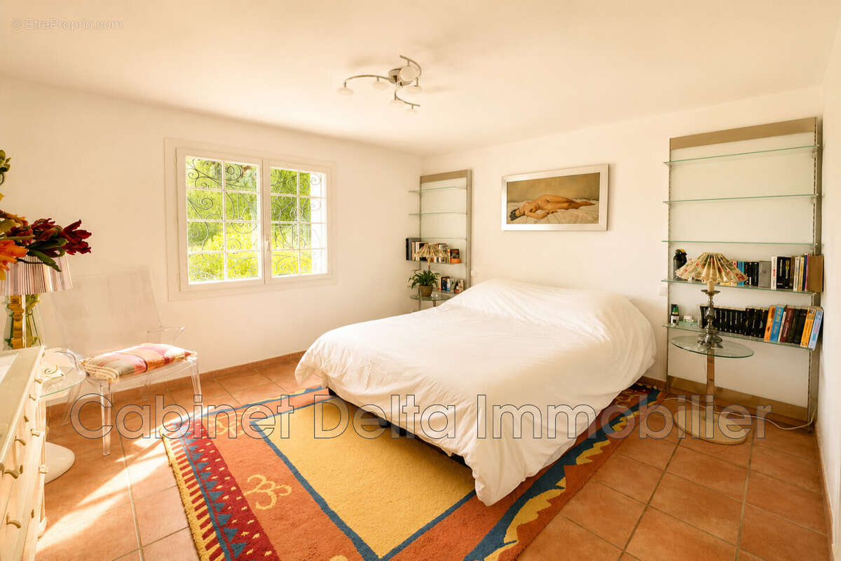 Maison à LE CASTELLET