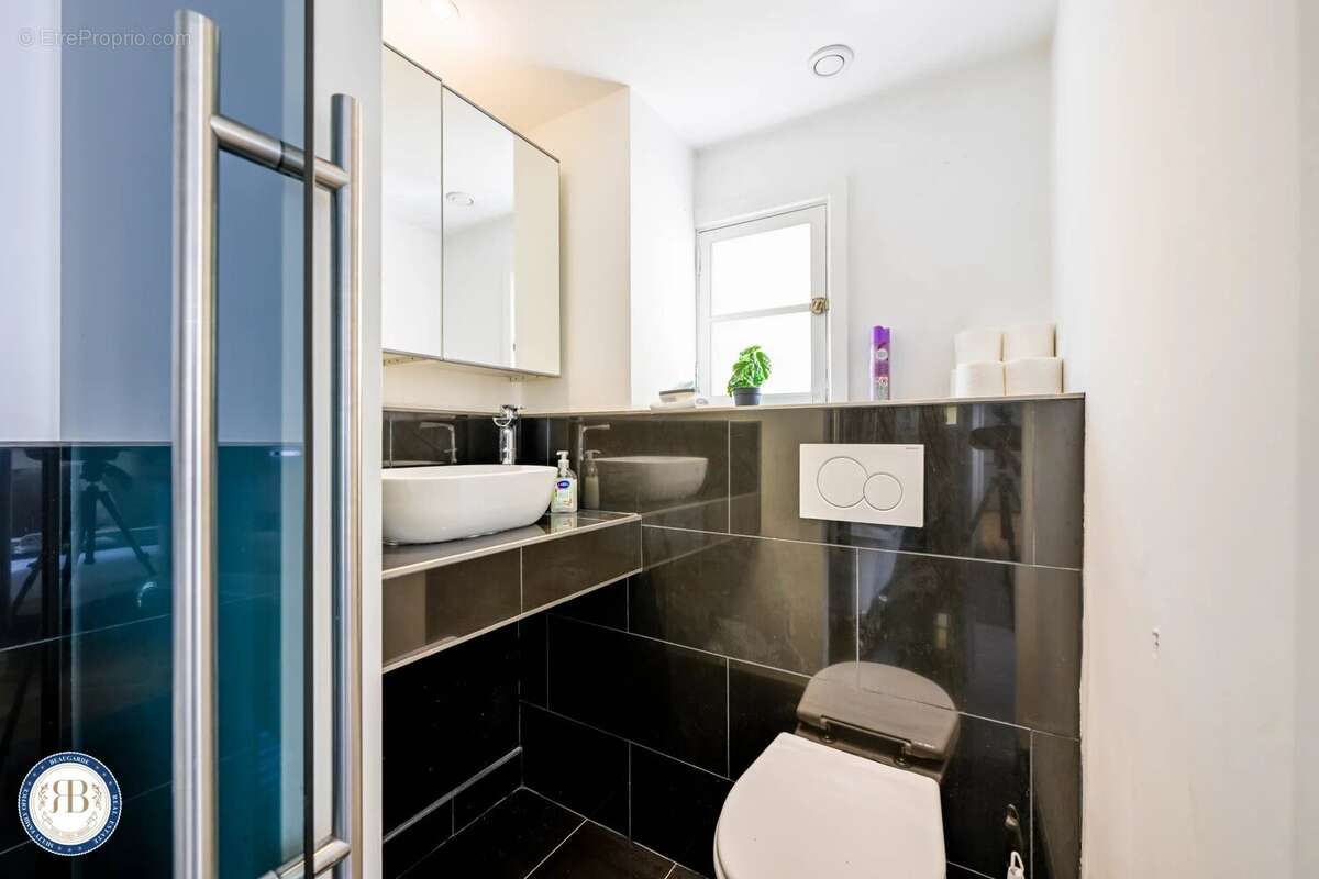 Appartement à VILLEFRANCHE-SUR-MER