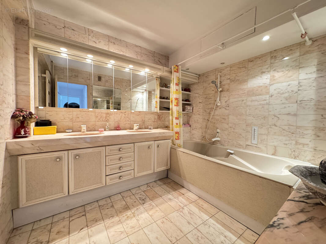 Appartement à SAINT-GERMAIN-EN-LAYE