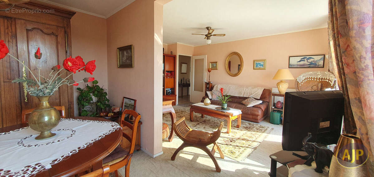 Appartement Type 4 de 2 chambres de 76m2 - photo 3