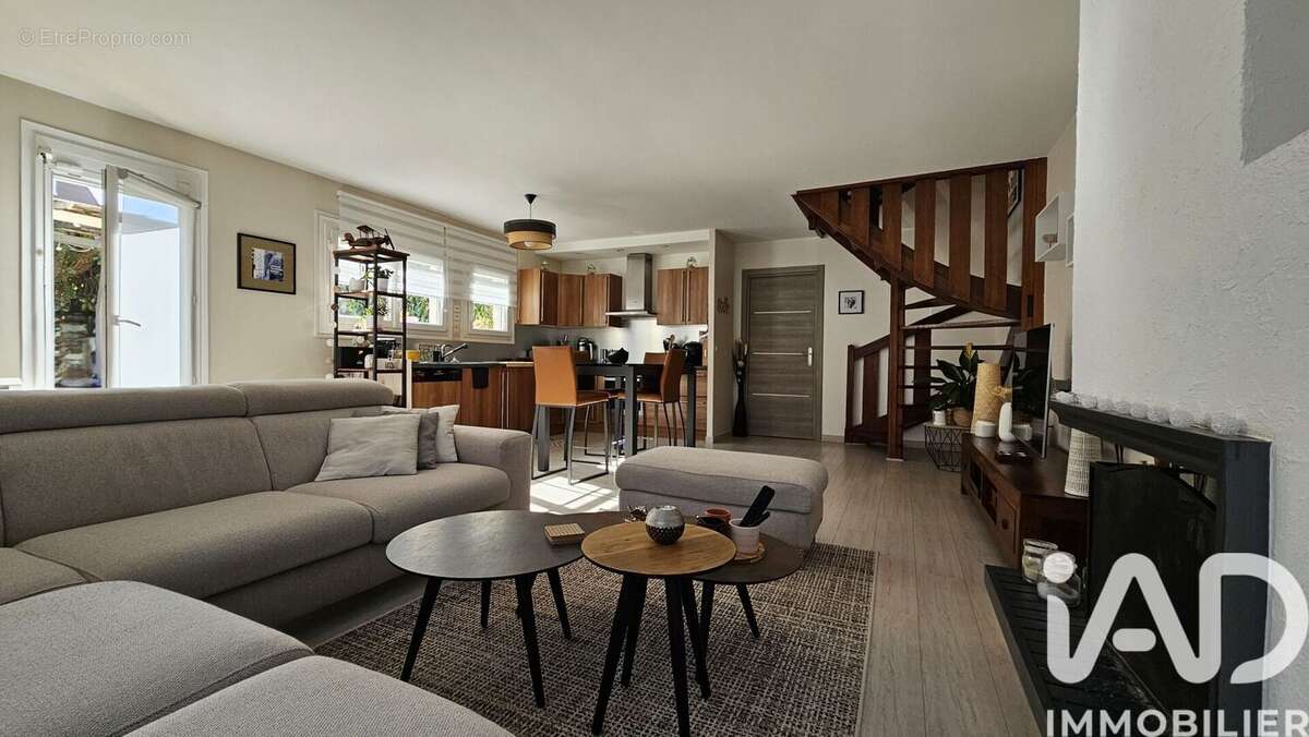 Photo 2 - Maison à NOISEAU