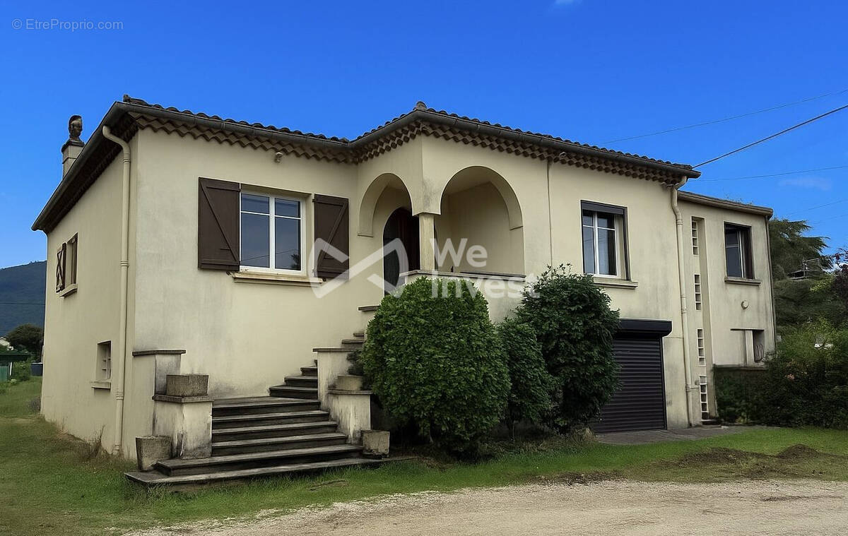 Maison à AUSSILLON