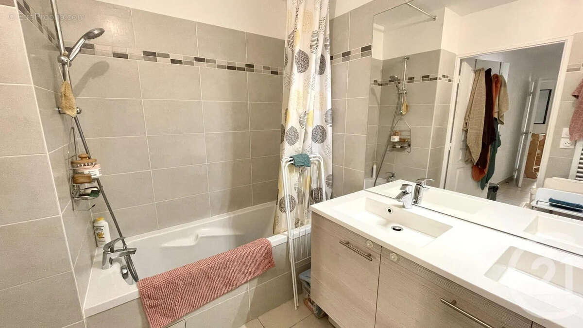 Appartement à VILLEURBANNE